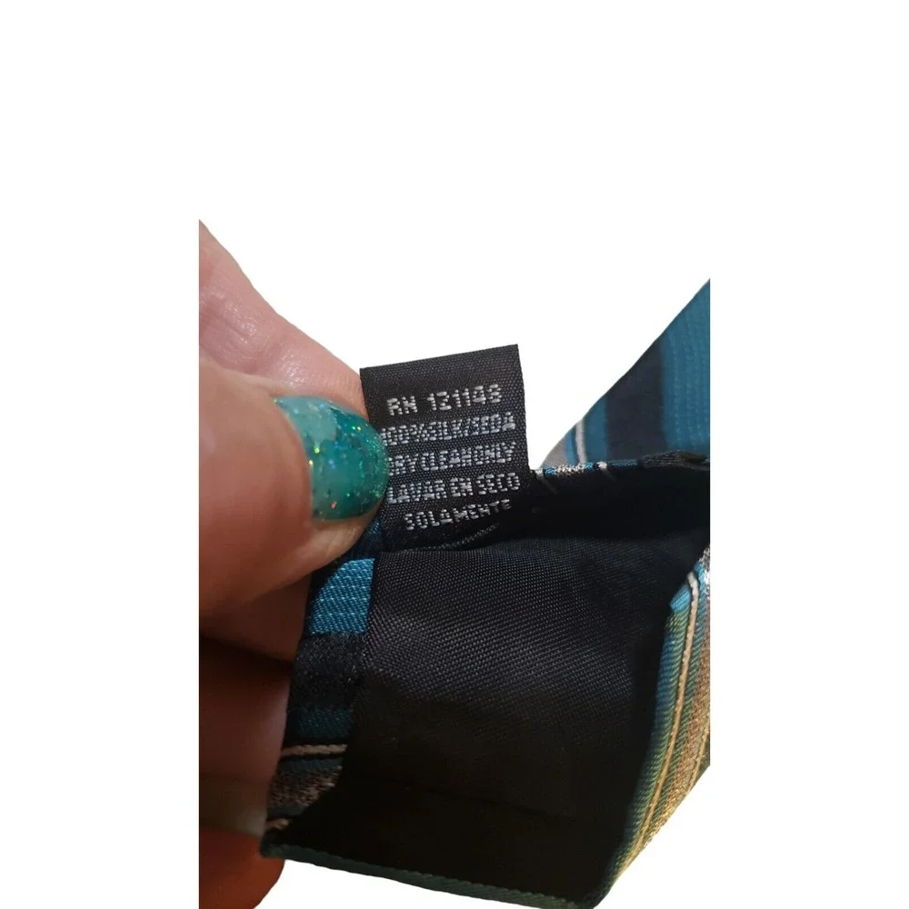 Croft & Barrow Luxury Silk Tie Classic Designer Striped Black Blue‎ Silver